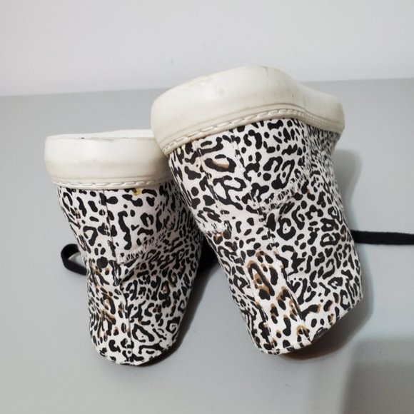ASOS DESIGN high top trainers - Picture 8 of 9